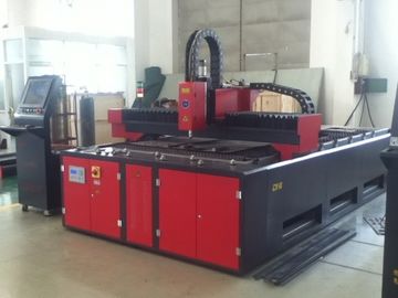 500W 1500 x tagliatrice del laser della fibra di CNC 3000 per il piatto dello strato